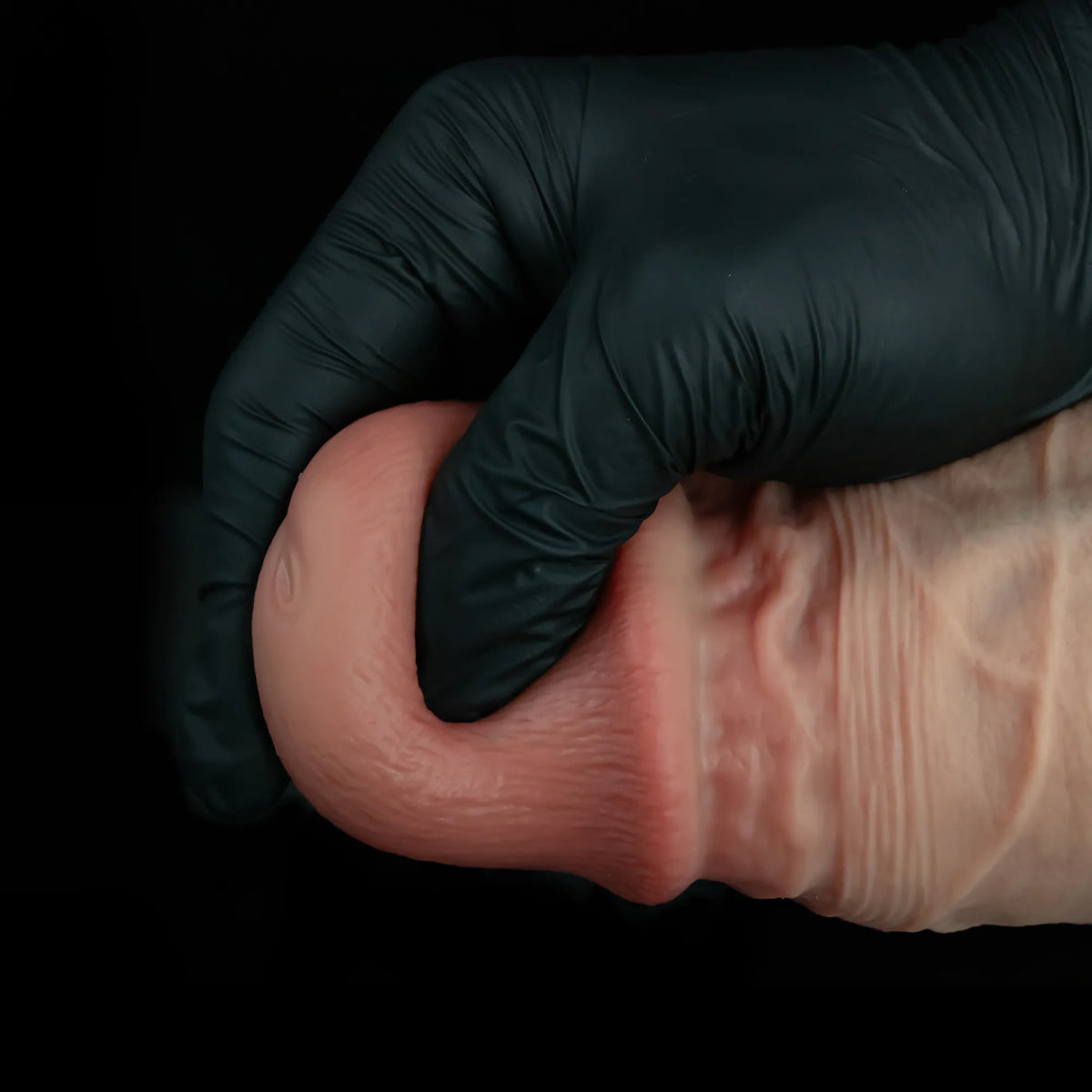 Rovekel — Dual-Density Realistic Silicone Dildo