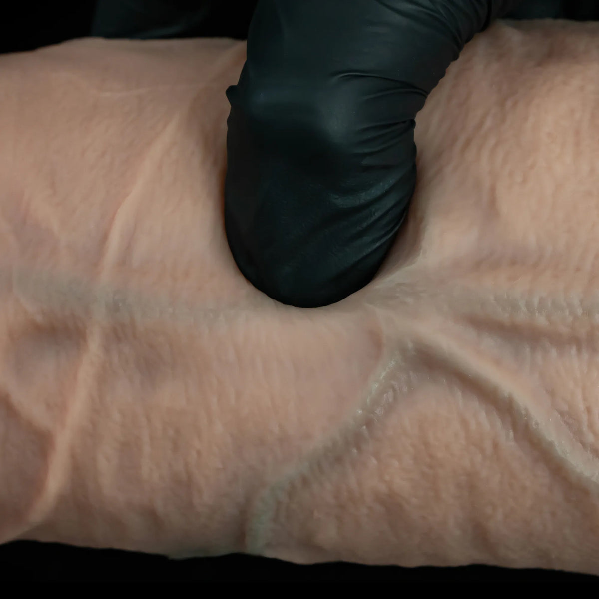 Rovekel — Dual-Density Realistic Silicone Dildo
